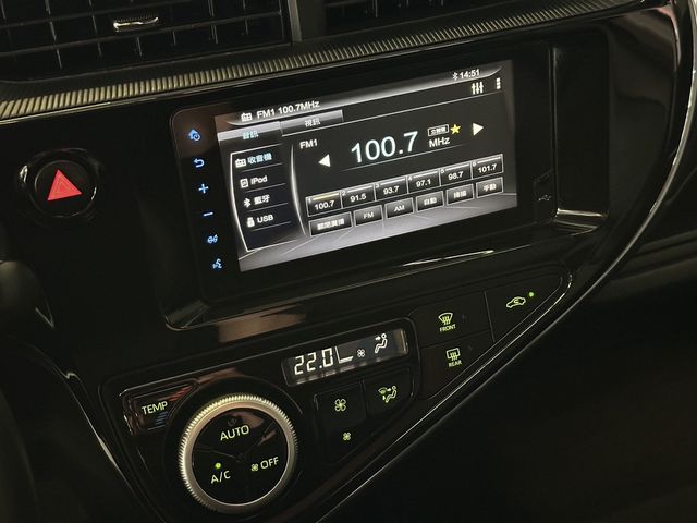 TOYOTA豐田 PRIUS C  第9張相片