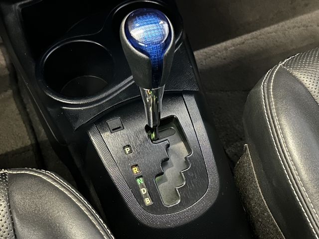 TOYOTA豐田 PRIUS C  第12張相片