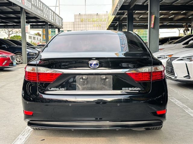 LEXUS凌志 ES300H  第3張相片
