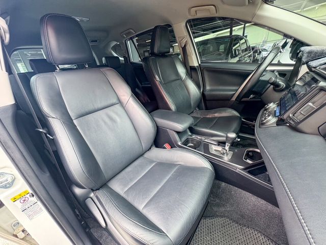 TOYOTA豐田 RAV4  第12張相片