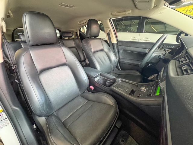 LEXUS凌志 CT200H  第15張相片