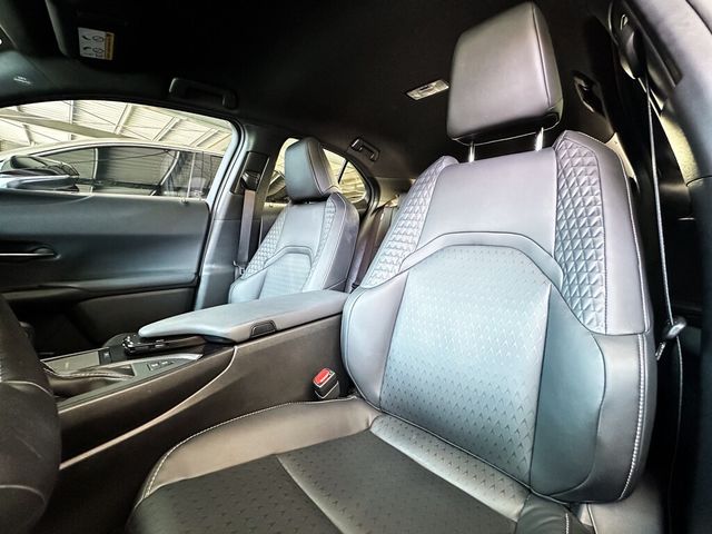 LEXUS凌志 UX250H  第8張相片
