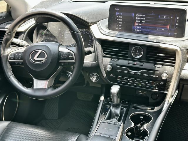 LEXUS凌志 RX300  第5張相片