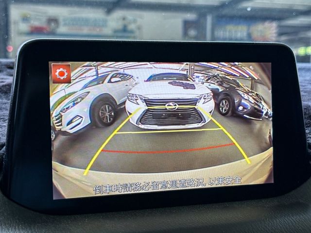 MAZDA馬自達 MAZDA 3  第2張相片
