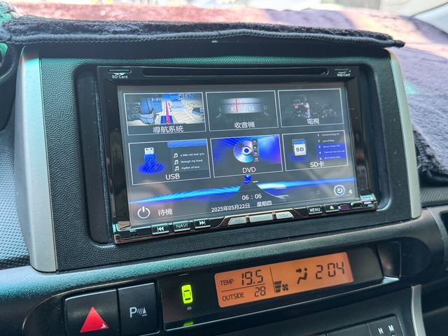 TOYOTA豐田 WISH  第5張相片