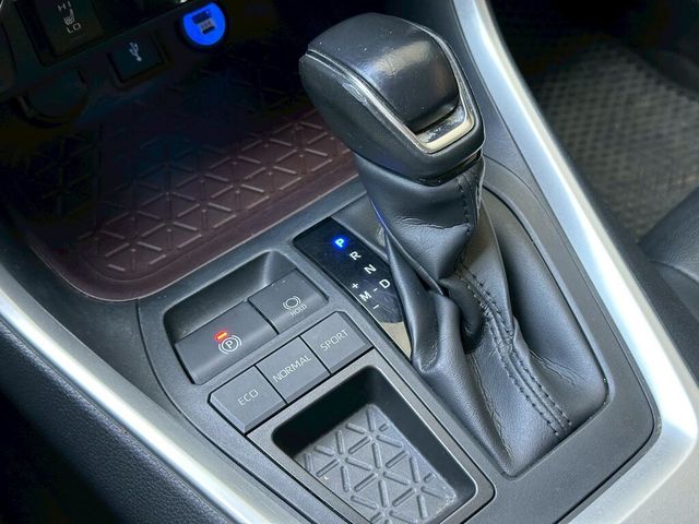 TOYOTA豐田 RAV4  第16張相片