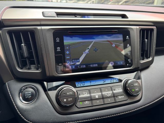 TOYOTA豐田 RAV4  第9張相片
