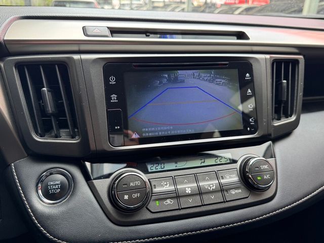 TOYOTA豐田 RAV4  第10張相片