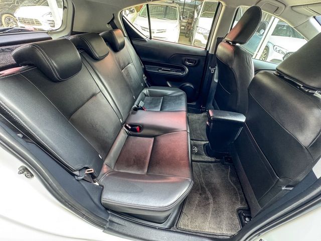 TOYOTA豐田 PRIUS C  第12張相片