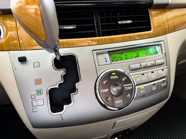 TOYOTA豐田 PREVIA  第14張相片