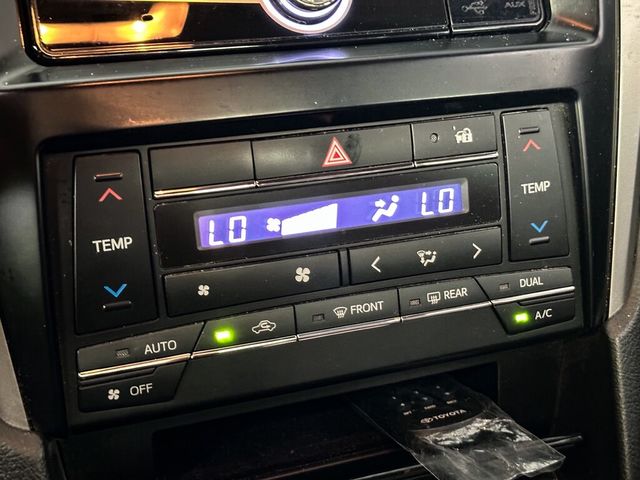TOYOTA豐田 CAMRY  第14張相片