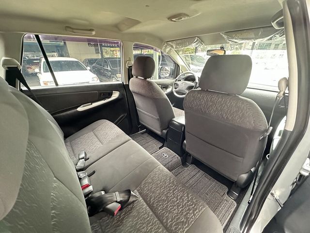 TOYOTA豐田 INNOVA  第4張相片
