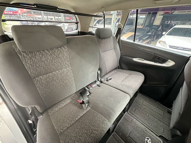 TOYOTA豐田 INNOVA  第11張相片