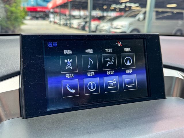 LEXUS凌志 NX300H  第7張相片