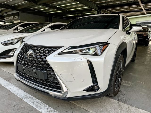 LEXUS凌志 UX200  第2張相片