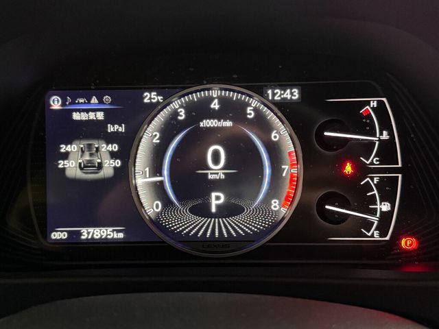 LEXUS凌志 UX200  第3張相片