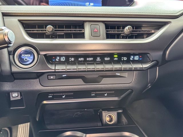 LEXUS凌志 UX200  第7張相片