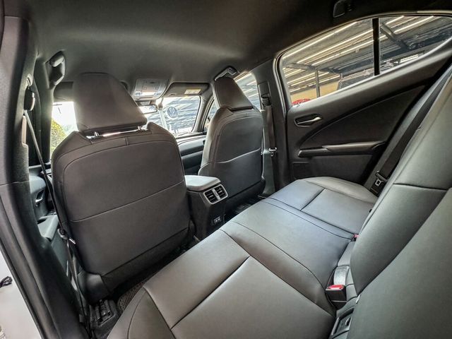 LEXUS凌志 UX200  第14張相片