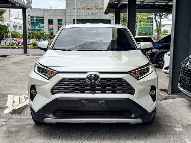TOYOTA豐田 RAV4  第3張相片