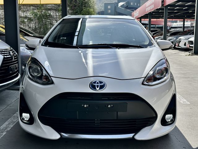 TOYOTA豐田 PRIUS C  第3張相片