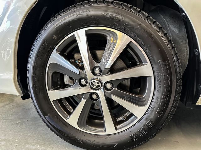 TOYOTA豐田 PRIUS C  第9張相片