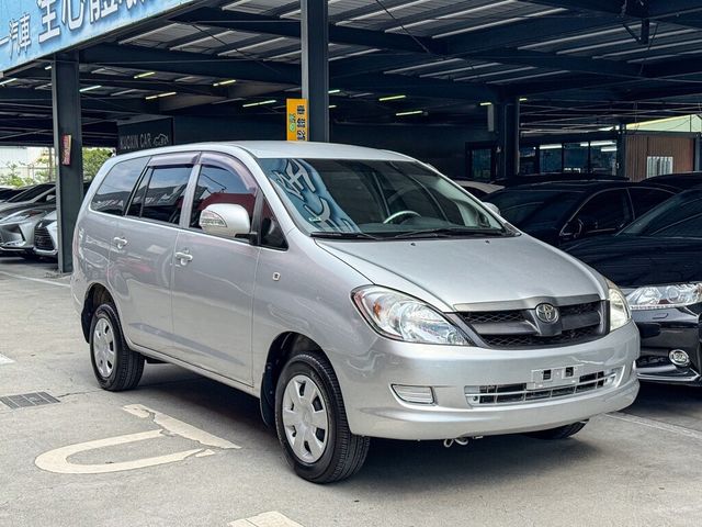 TOYOTA豐田 INNOVA  第2張相片