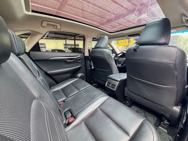 LEXUS凌志 NX300H  第4張相片