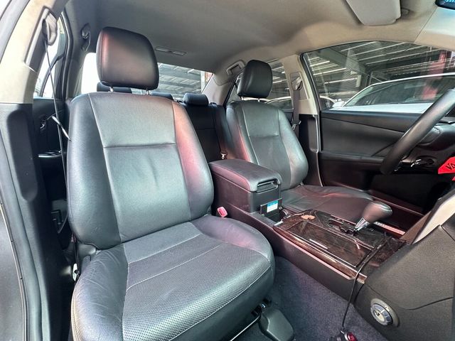 TOYOTA豐田 CAMRY  第3張相片