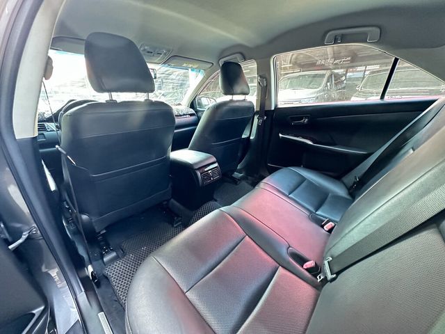 TOYOTA豐田 CAMRY  第8張相片