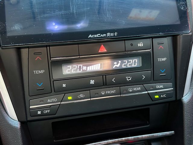 TOYOTA豐田 CAMRY  第13張相片