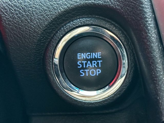 TOYOTA豐田 CAMRY  第15張相片