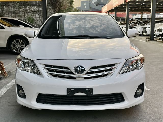 TOYOTA豐田 ALTIS  第3張相片