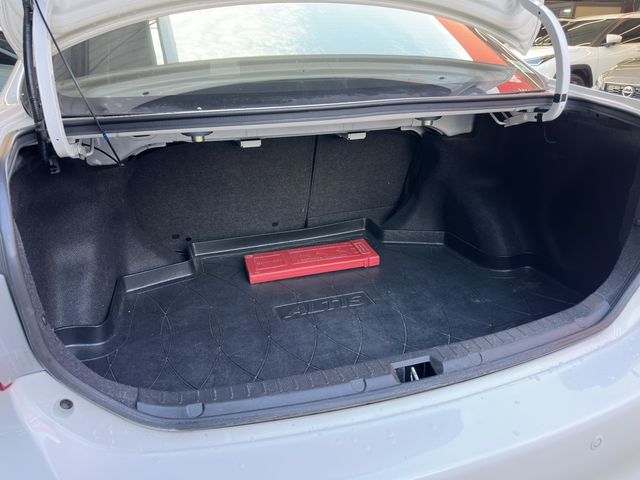 TOYOTA豐田 ALTIS  第15張相片