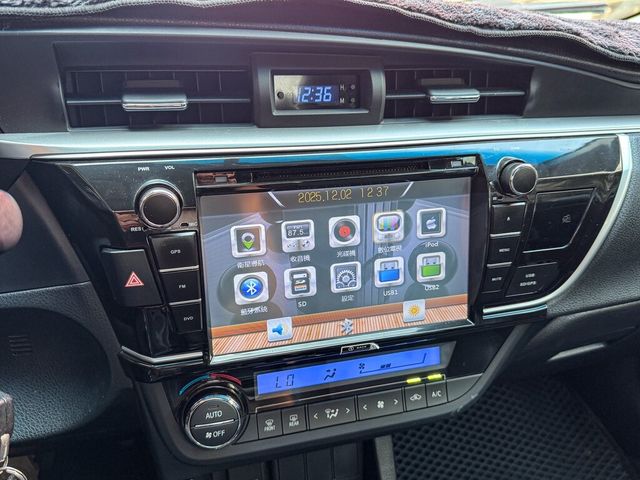 TOYOTA豐田 ALTIS  第4張相片