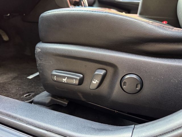 TOYOTA豐田 CAMRY  第4張相片