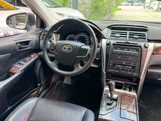 TOYOTA豐田 CAMRY  第12張相片