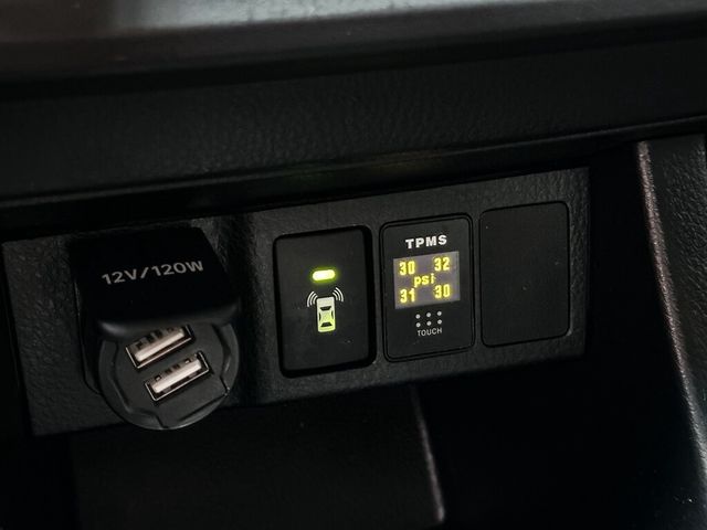 TOYOTA豐田 ALTIS  第19張相片