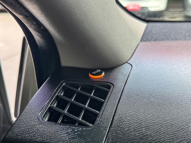 TOYOTA豐田 PRIUS C  第6張相片