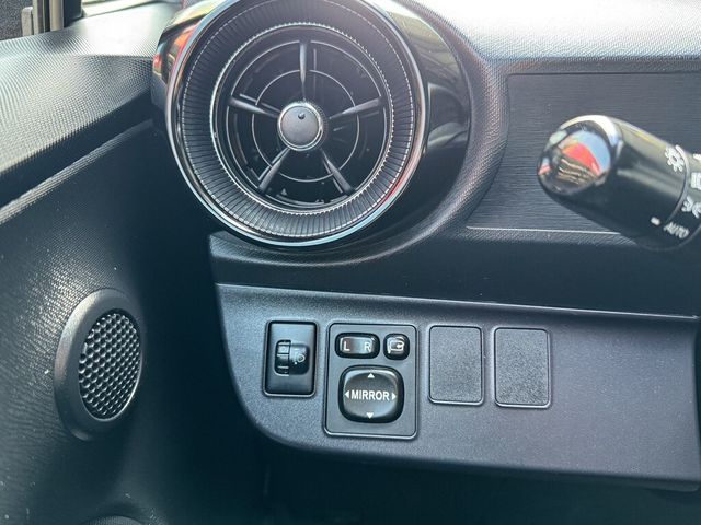 TOYOTA豐田 PRIUS C  第7張相片