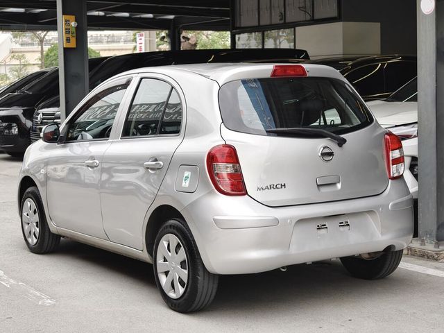 NISSAN日產 MARCH  第2張相片