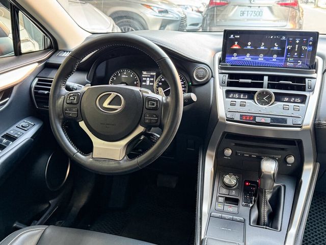 LEXUS凌志 NX200  第10張相片