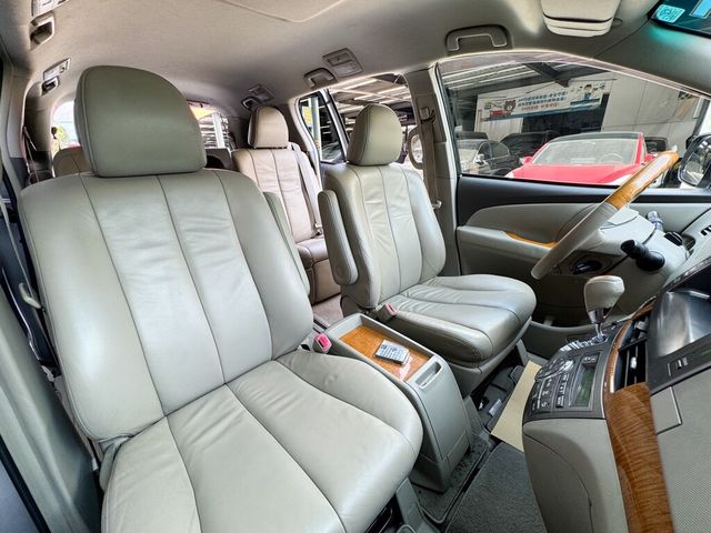 TOYOTA豐田 PREVIA  第4張相片