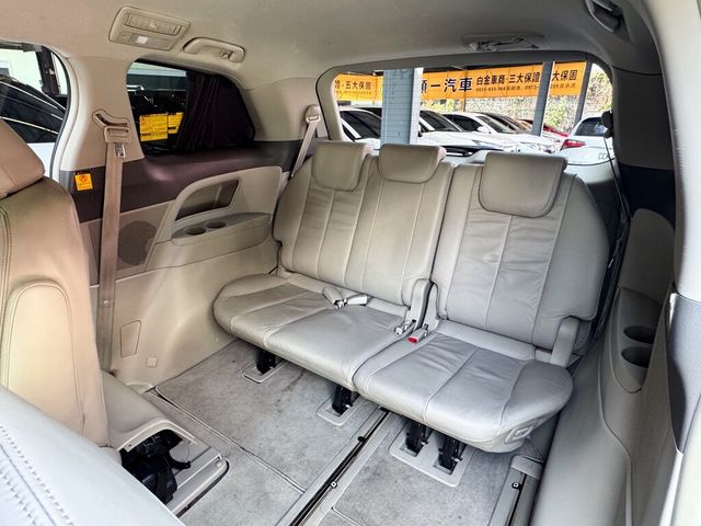 TOYOTA豐田 PREVIA  第8張相片