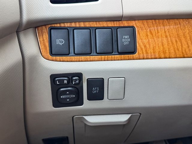 TOYOTA豐田 PREVIA  第13張相片