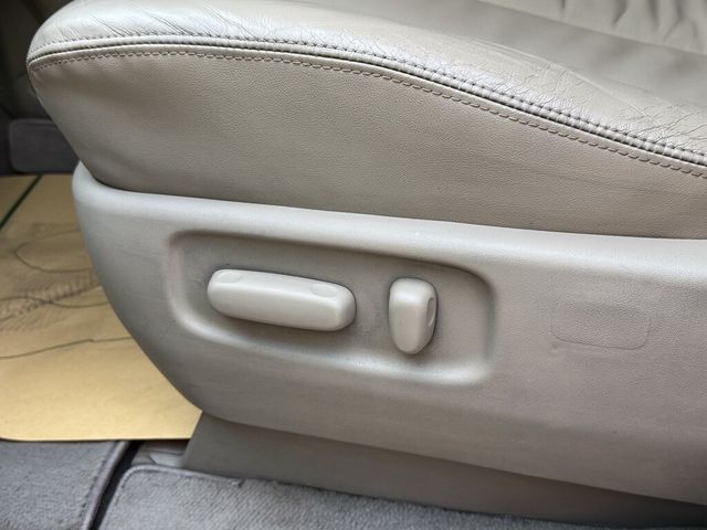 TOYOTA豐田 PREVIA  第16張相片