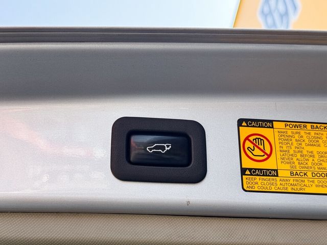 TOYOTA豐田 PREVIA  第18張相片