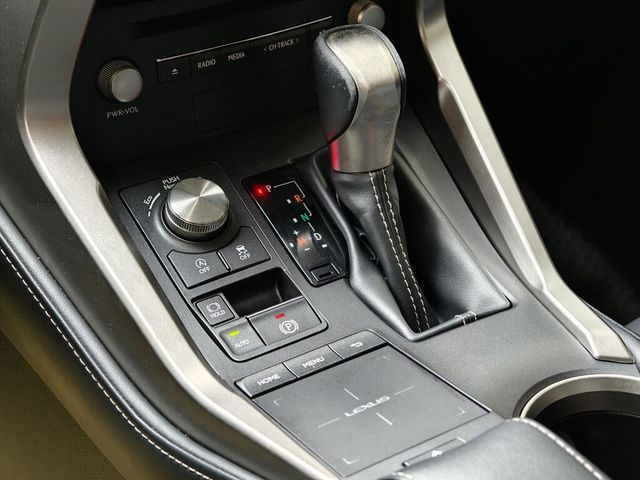 LEXUS凌志 NX200  第14張相片