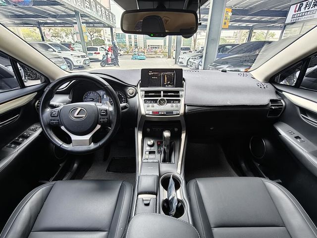 LEXUS凌志 NX200  第15張相片