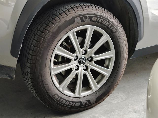 LEXUS凌志 NX200  第19張相片