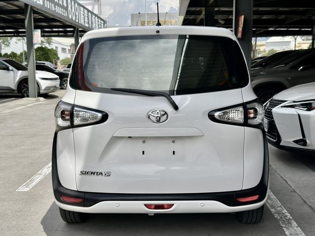 TOYOTA豐田 SIENTA  第4張相片